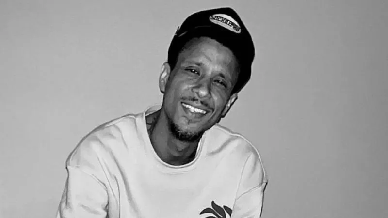 Myers Jr. se dedicó a labores sociales y fundó junto a otros colaboradores una organización sin fines de lucro. / X