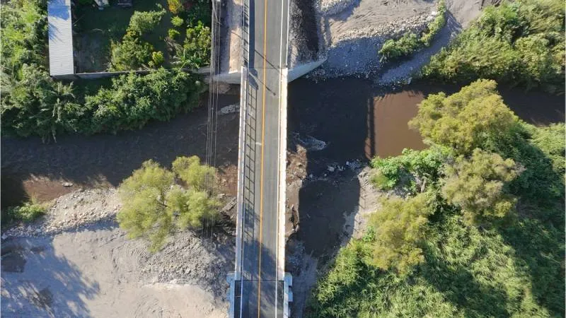 La estructura elevada del puente previene inundaciones y mejora la seguridad vial en la región./ Gobierno de México
