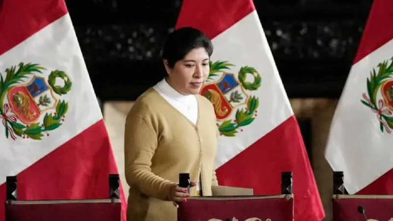La ex primera ministra Betssy Chávez está asilada en la embajada mexicana en Lima, según confirmó NBC News./ RS