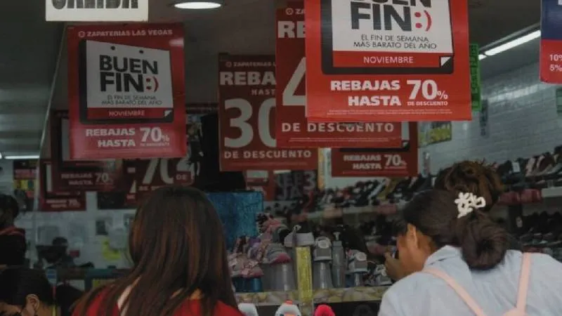 Si compras entre el 13 y el 17 de noviembre con tarjeta bancaria, podrás participar en el sorteo del SAT. / RS