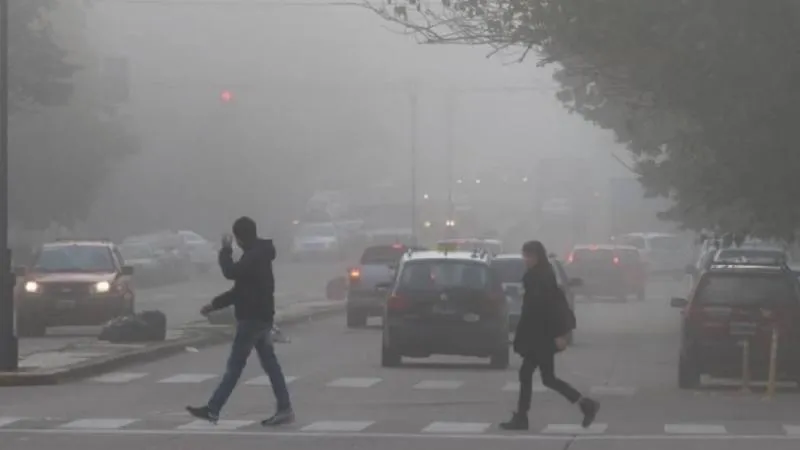 Habitantes de la CDMX enfrentan una de las madrugadas más frías de la temporada./ RS