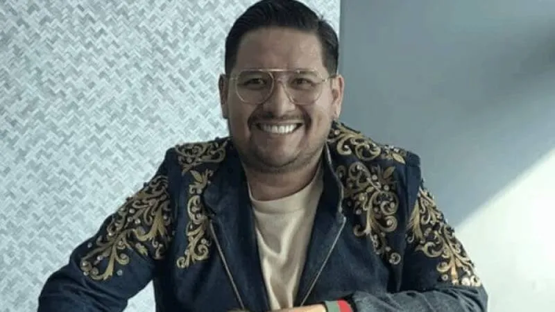 Jorge Figueroa, director de Miss Universo México, fue detenido en Tailandia acusado de presunta asociación con una red de apuestas ilegales./ RS