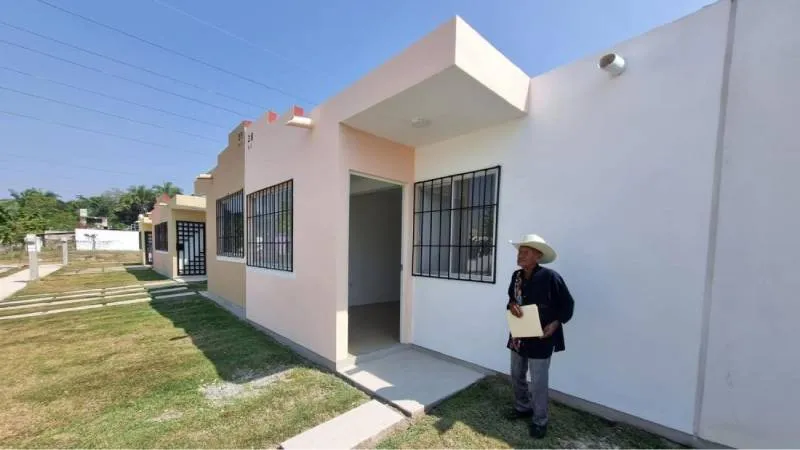 En su tercera etapa, Vivienda para el Bienestar busca construir más de 80 mil viviendas nuevas y otorgar miles de apoyos de mejoramiento./ RS