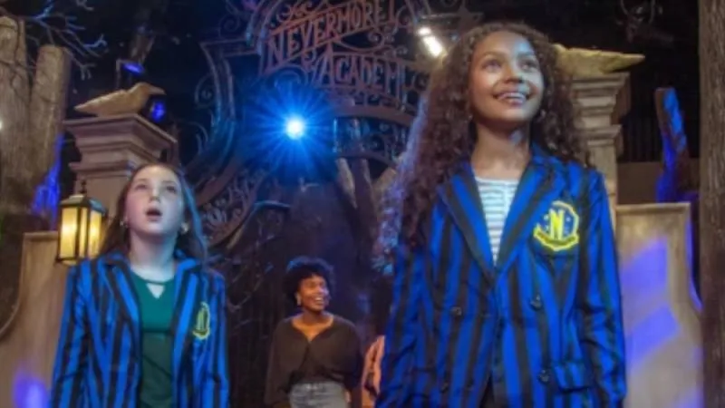 Netflix busca que los fans “vivan” la ficción mediante actividades interactivas, pruebas y escenarios físicos. / Netflix House