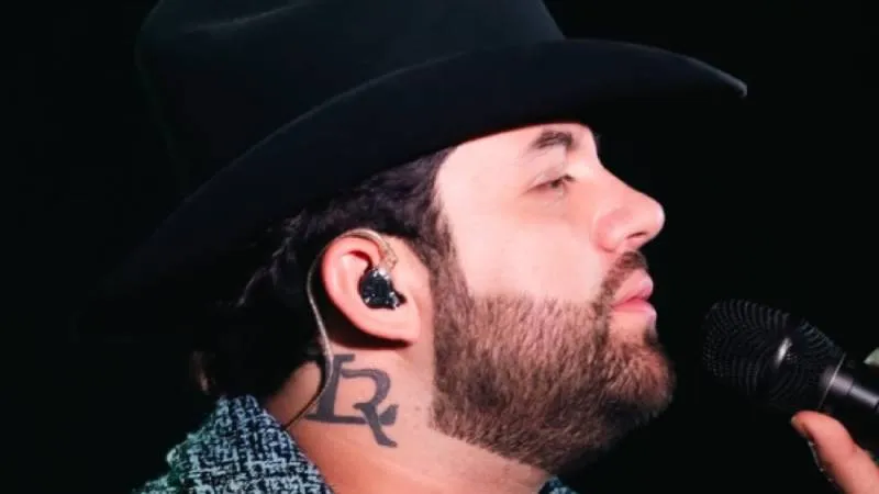 Luis R. Conríquez fue citado por la Fiscalía de Jalisco para aclarar una investigación por posible apología del delito./ RS