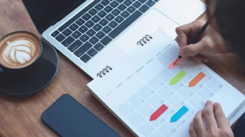 El calendario 2025 está por terminar y quedan pocos puentes oficiales para los trabajadores./ Pixabay