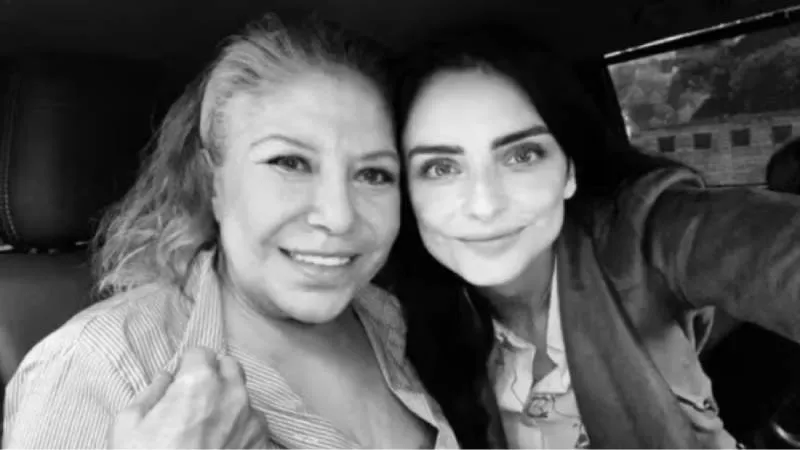 Aislinn Derbez mantenía una relación cercana con su madre, Gabriela Michel./ RS