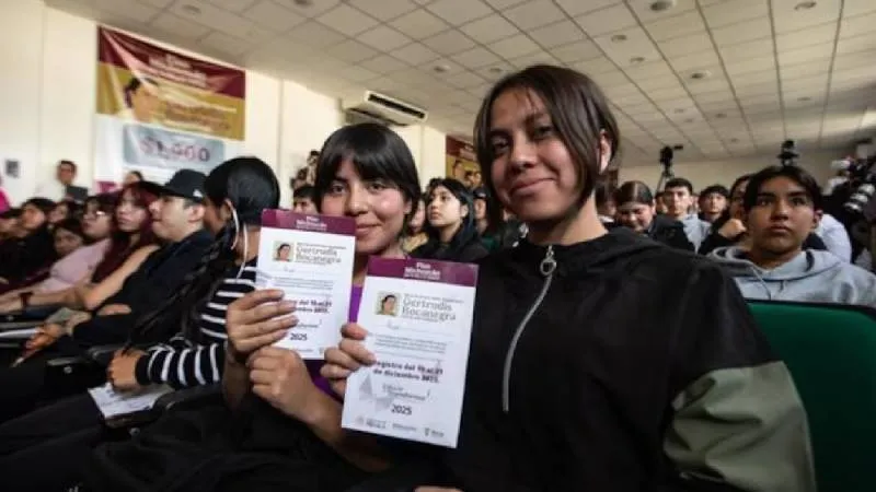 Las asambleas informativas para el registro de la nueva beca iniciarán el 24 de noviembre de 2025./ SEP