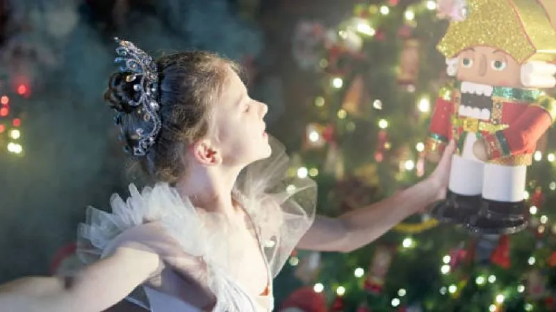 La Orquesta Opus 88 acompañará en vivo la presentación de El Cascanueces, enriqueciendo la experiencia musical./ Pixabay