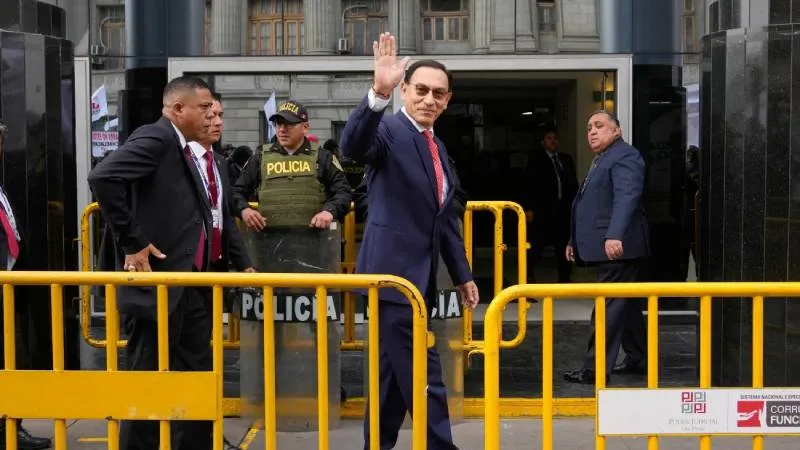 El caso Vizcarra se suma a una larga lista de ex presidentes procesados por delitos de corrupción./ AP