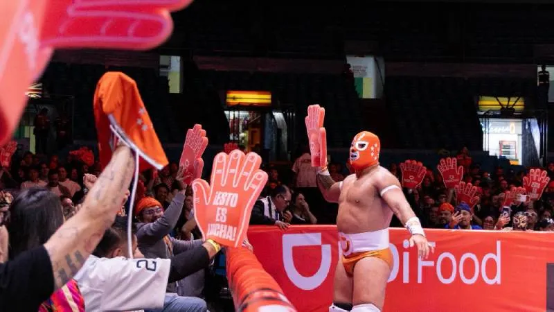 Luchadores como Templario, Titán, Neón y Bárbaro Cavernario protagonizaron una noche llena de espectáculo./ Cortesía