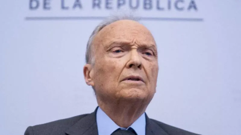 La renuncia de Alejandro Gertz Manero abrió el proceso constitucional para designar al nuevo fiscal general./ RS