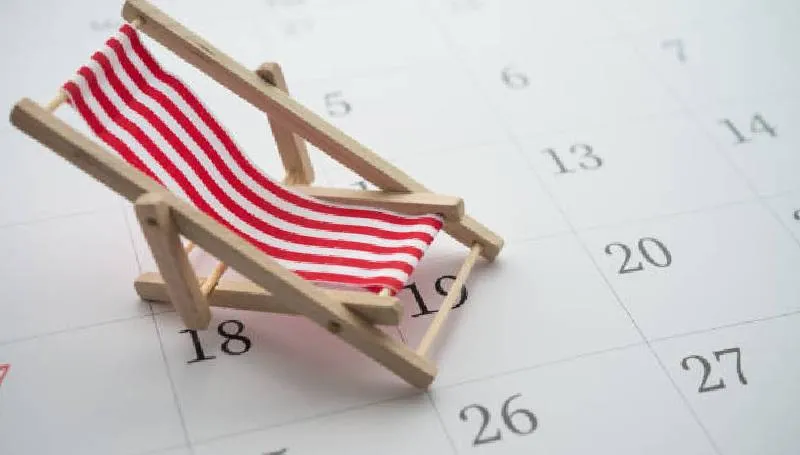 La LFT establece plazos y condiciones para el descanso anual de los trabajadores. / iStock