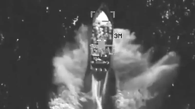 La embarcación no respondió a las advertencias previas antes de ser neutralizada, según autoridades estadounidenses./ Captura de pantalla