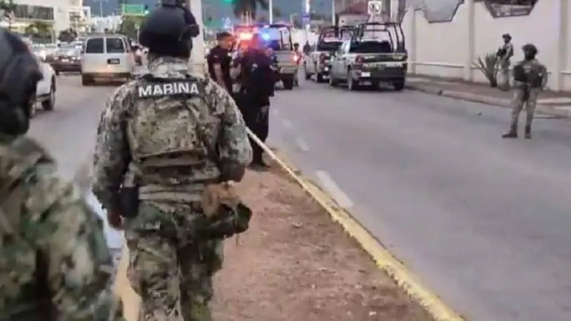 La Zona Naval fue acordonada después del incidente para garantizar la seguridad de civiles y personal militar./ RS