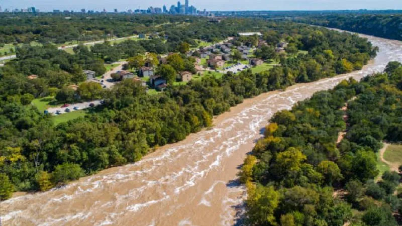 Trump afirmó que México debe entregar 200 mil acres-pie de agua antes del 31 de diciembre, parte del adeudo acumulado en cinco años./ Pixabay