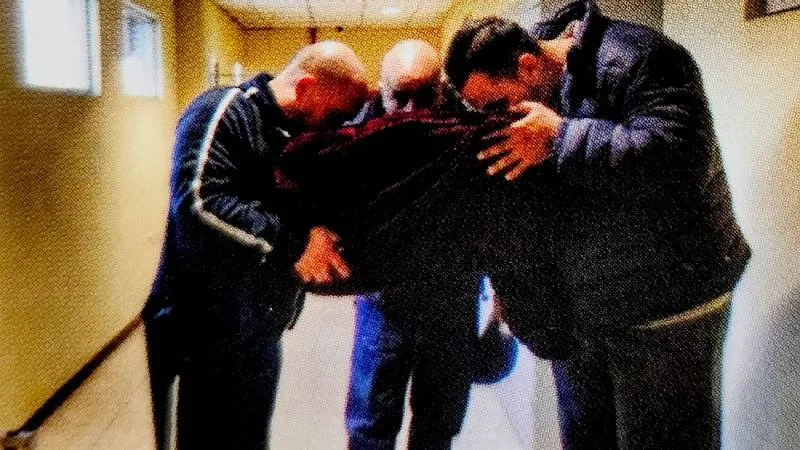 Las imágenes difundidas por Lupillo muestran el momento íntimo en que los hermanos Rivera recibieron los restos de la “Diva de la Banda”./ Lupillo Rivera