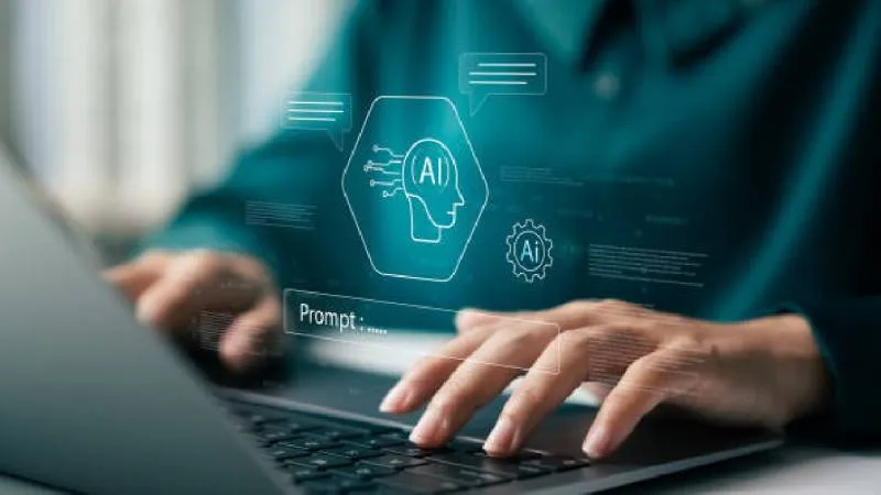 La adopción de inteligencia artificial se aceleró en 2025, integrándose en actividades laborales, educativas y de creación de contenido./ Pixabay