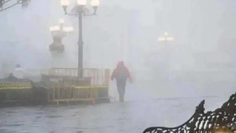 Se prevén lluvias y bancos de niebla durante el paso del Frente Frío 22 por el territorio nacional./ RS