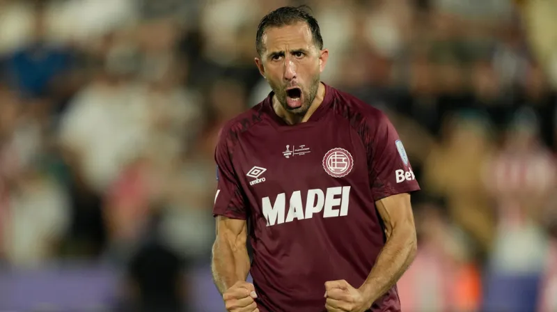 Izquierdos, cuatro veces campeón con Santoa Laguna | AP