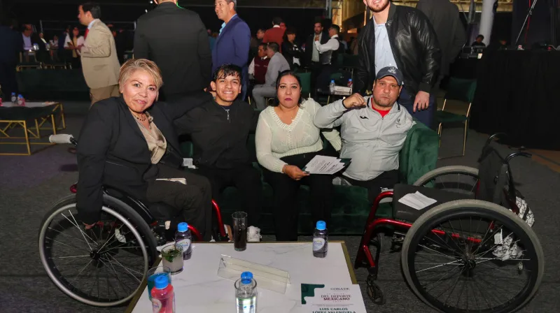 Paratletas también fue reconocidos y premiados | CONADE