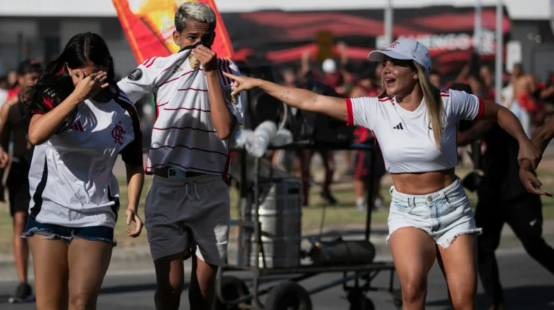 Hay heridos entre afición de Flamengo | AP