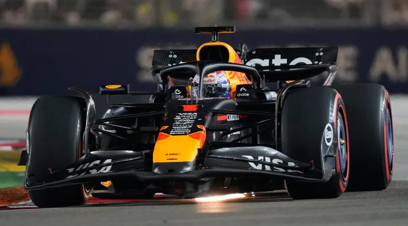 Verstappen termina segundo en Singapur | AP