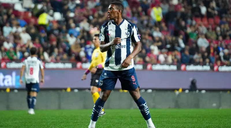 Martial tiene primera gran falla en México | IMAGO7