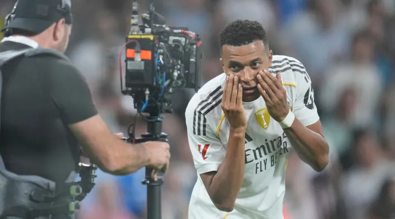 Mbappé apunta a llegar sin problemas a El Clásico | AP