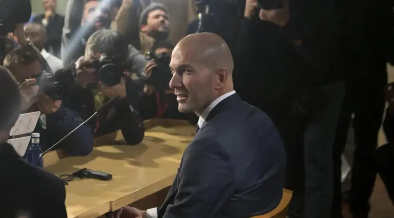 Zidane sueña con dirigir a Francia | AP