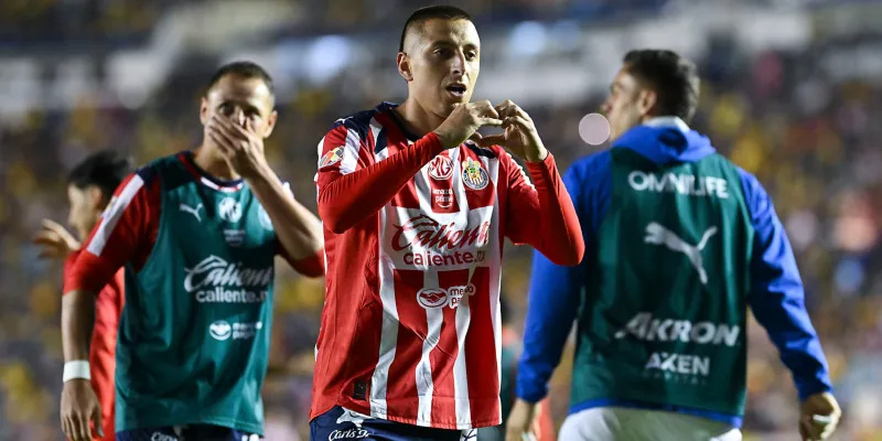 Piojo Alvarado vuelve a convocatoria con Chivas? | IMAGO7