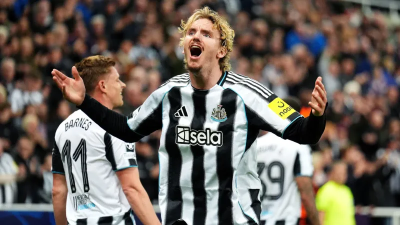 Newcastle consigue segunda victoria en Champions | AP