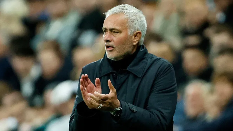 Benfica de Mourinho no levanta en Champions | AP