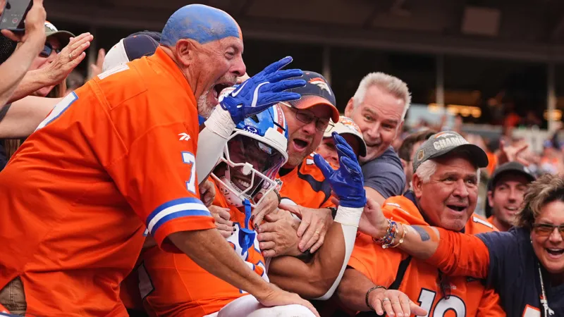 Denver aplasta a Dallas | AP