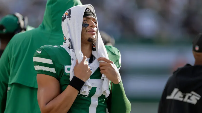 Justin Fields, maricas de campo de los Jets | AP