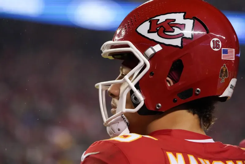 Kansas City eliminado de los Playoffs del 2025 | AP