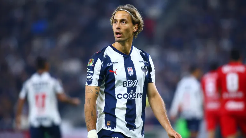 Sergio Canales se prepara para el Clausura 2026 | IMAGO7