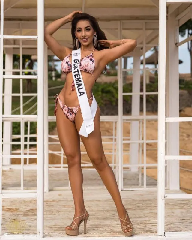 Raquel Escalante participó en varios certámenes de belleza en Guatemala / IG: @raquelescalantegt