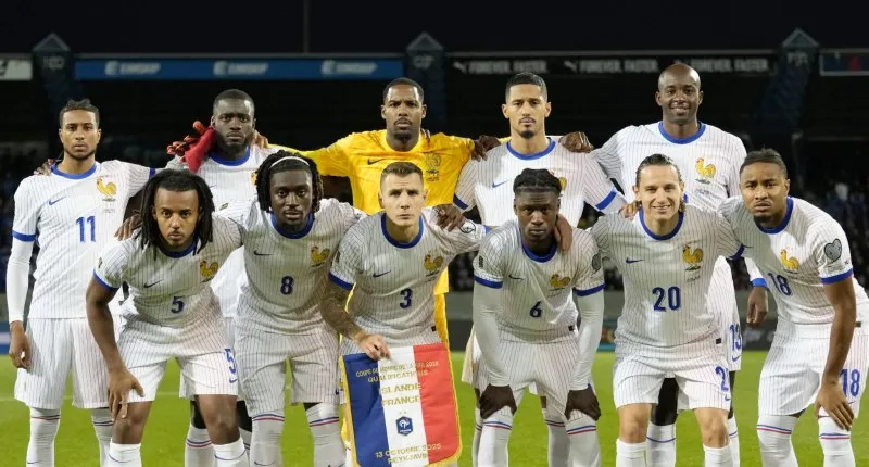 Francia es líder, tres puntos arriba de Ucrania | AP