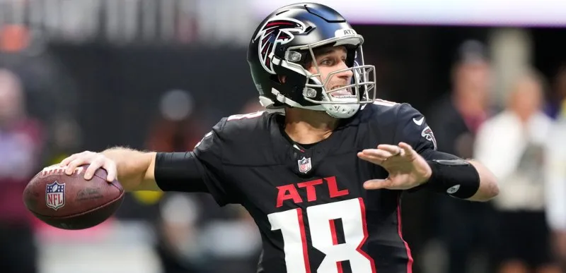 kirk Cousin tomará los controles | AP