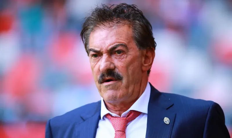 Ricardo Antonio La Volpe, exentrenador de Chivas | IMAGO7