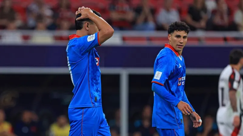 Cruz Azul pierde ante Flamengo | AP