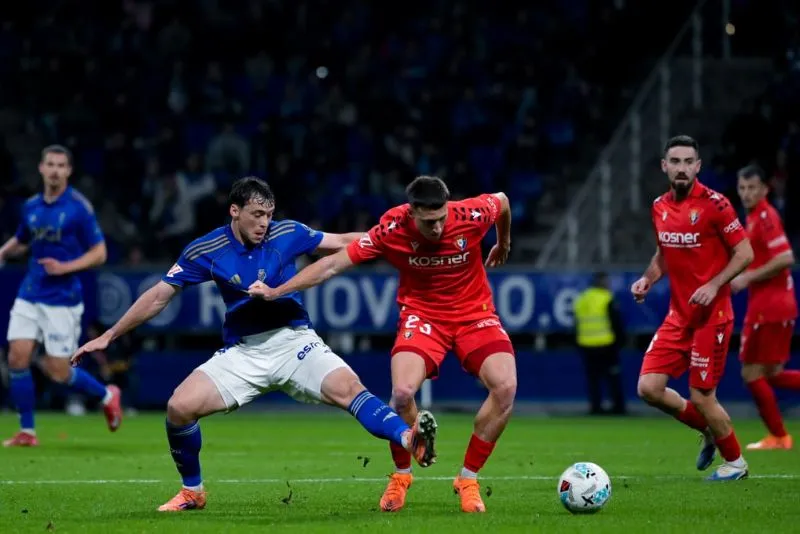 El Osasuna no pudo pasar del empate contra el Oviedo | AP