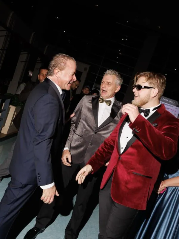 El mexicano se relaciona en los altos estándares de la socialité / FB: @MissUniverse