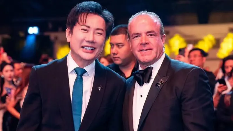 Rocha Cantú (der.) enfrenta serios problemas legales/IG: @nawat.tv