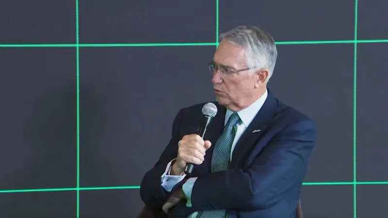 El dueño de TV Azteca ya no quiere pelear con el Gobierno Federal / Redes Sociales