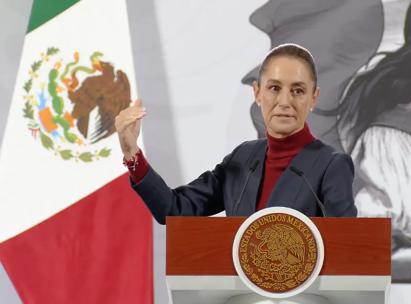 La mandataria le recomienda al empresario mejor pagar su adeudo fiscal / Redes Sociales