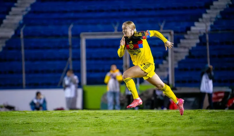 Luebbert con América