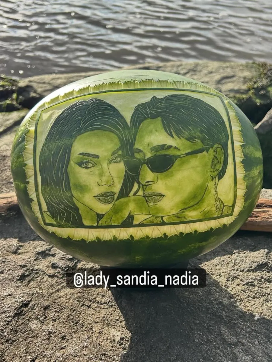 La fruta fue tallada a mano por la mexicana que hace arte con las frutas / IG: @lady_sandia_nadia
