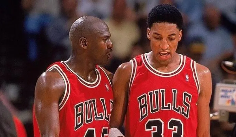Jordan y Pippen en acción
